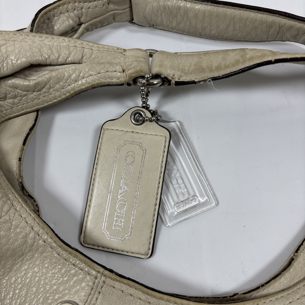 VTG Coach Julia Hobo Shoulder Bag Beige Oatmeal Pebble Leather Slouchy Purse Y2K - Picture 10 of 16